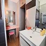 Nonni, Maison Familiale -