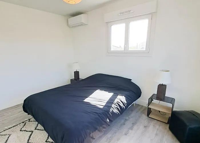 Nonni, Maison Familiale -