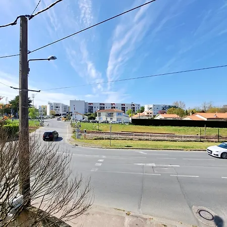 Nonni - Maison Familiale Avec Jardin, Proche De La Gare Et A 10min De La Royan